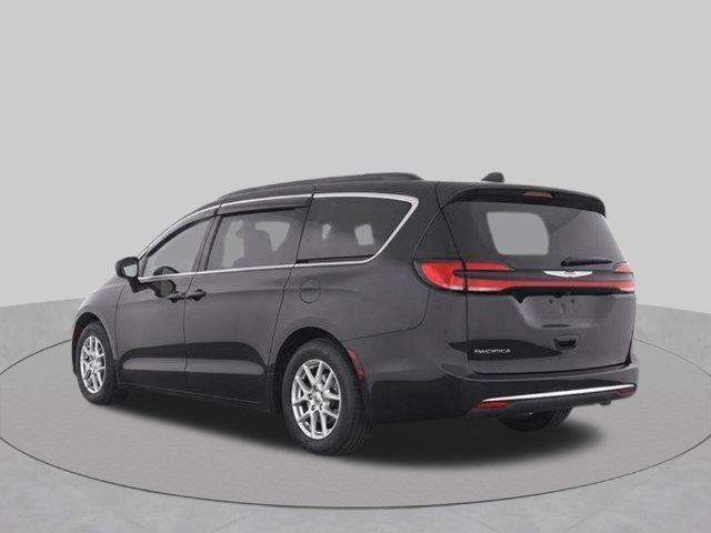 Used 2022 Chrysler Pacifica Touring-L FWD image 7