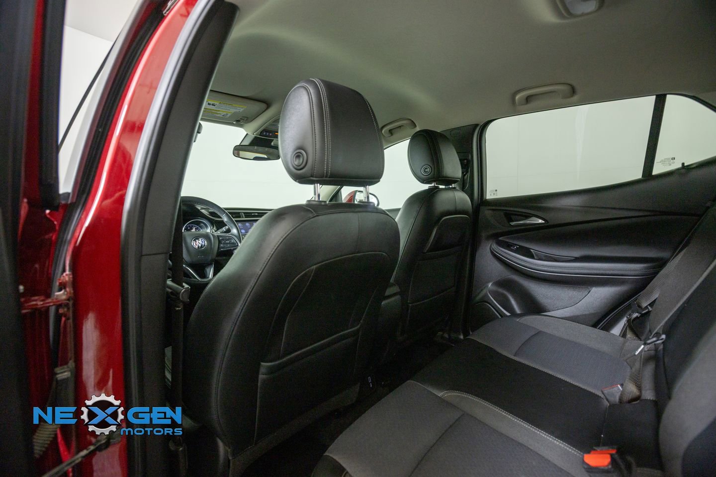 Used 2021 Buick Encore GX Select FWD image 28