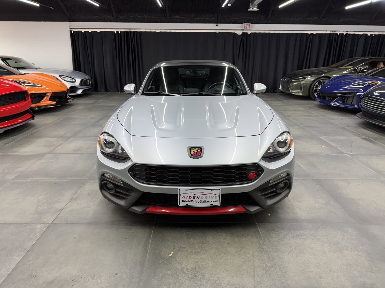 Used 2019 FIAT 124 Spider Abarth w/ Convenience Group image 10