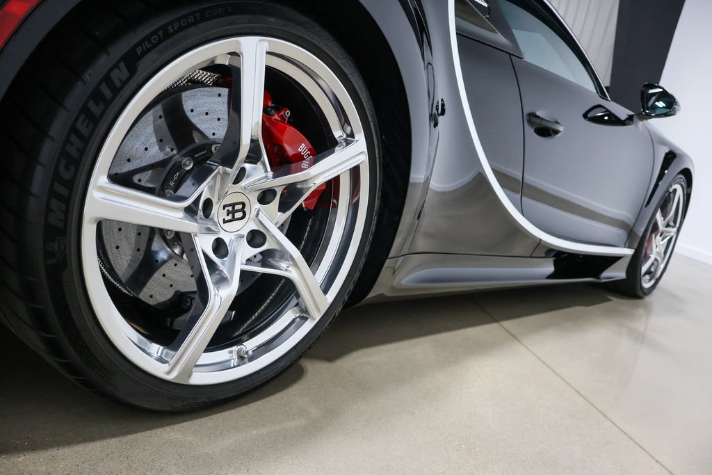 Used 2022 Bugatti Chiron Super Sport AWD/4WD image 28