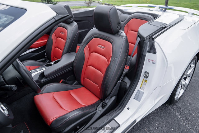 Used 2017 Chevrolet Camaro SS RWD image 34