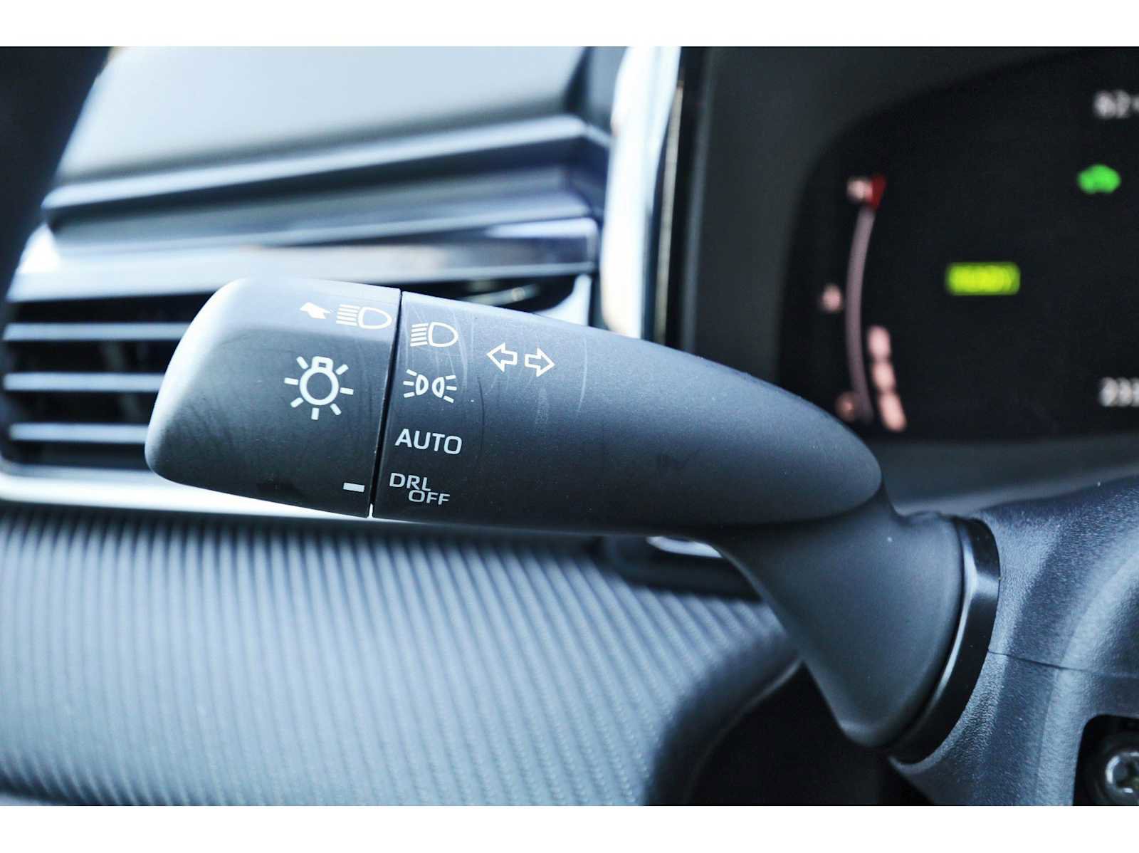 Used 2026 Toyota Camry SE w/ Convenience Package image 17