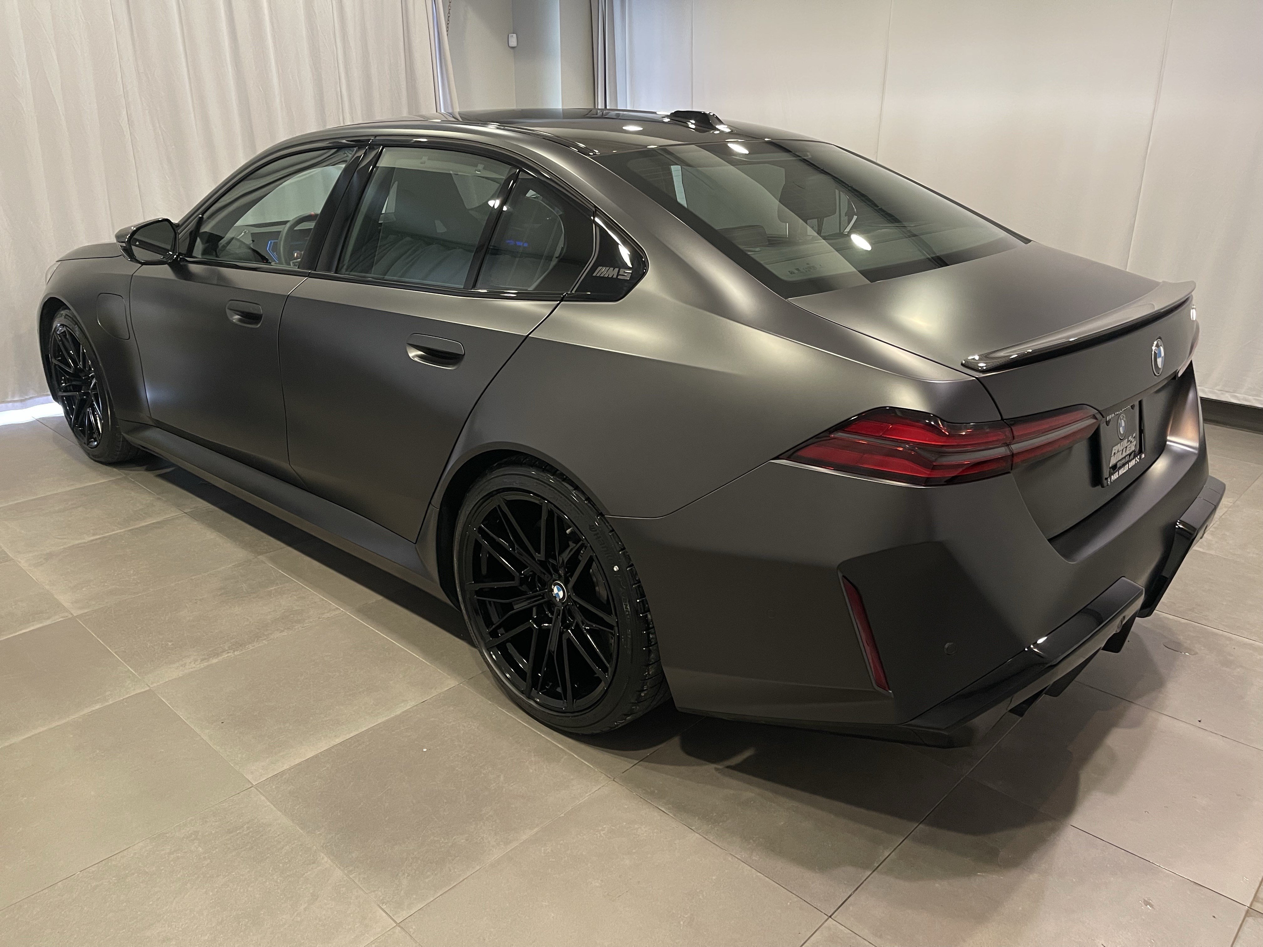 Used 2026 BMW M5 w/ Executive Package AWD/4WD image 4