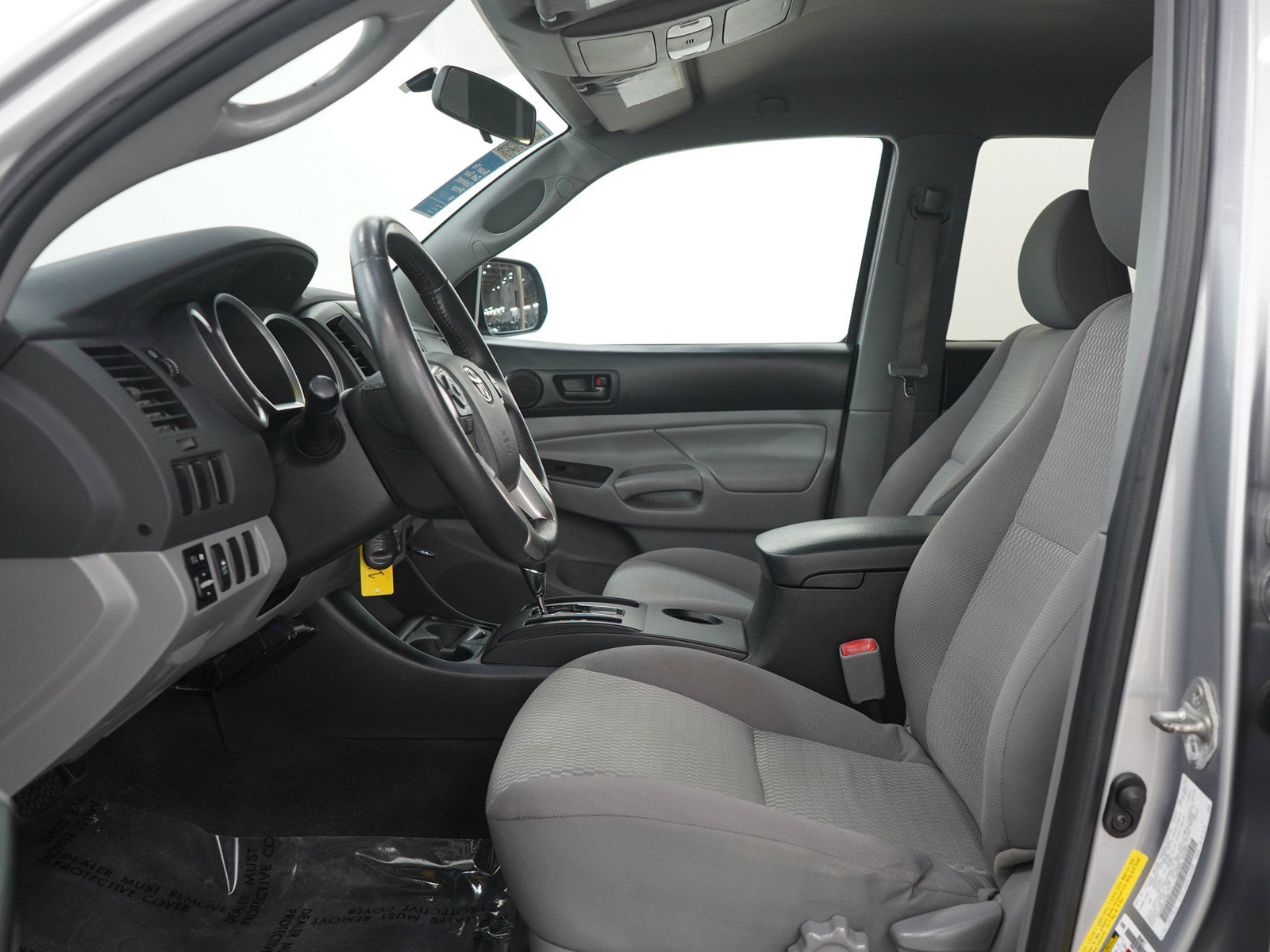 Used 2015 Toyota Tacoma PreRunner w/ Convenience Package RWD image 22