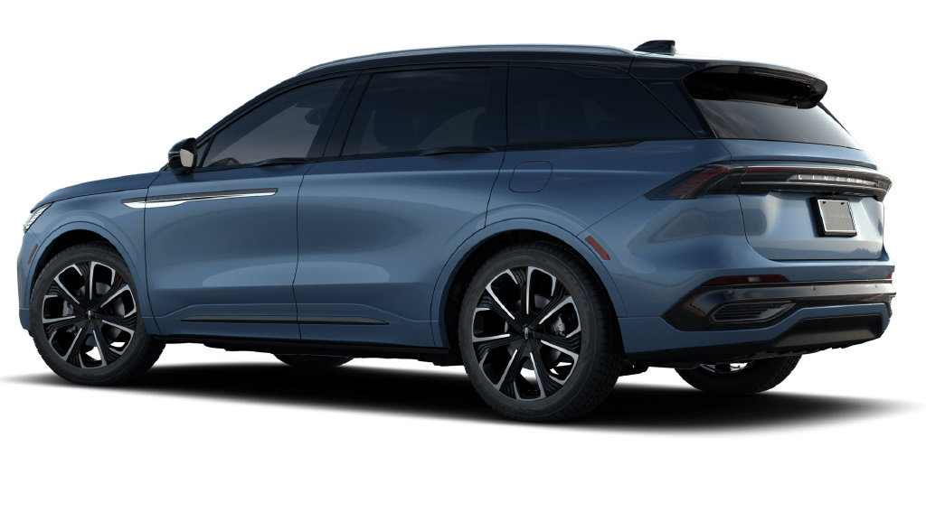 New 2026 Lincoln Nautilus Reserve AWD/4WD image 2