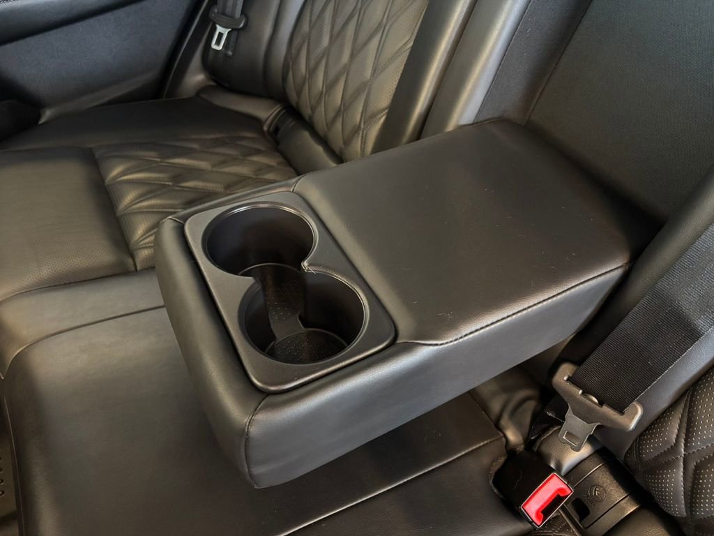 Used 2021 Nissan Rogue Platinum image 28