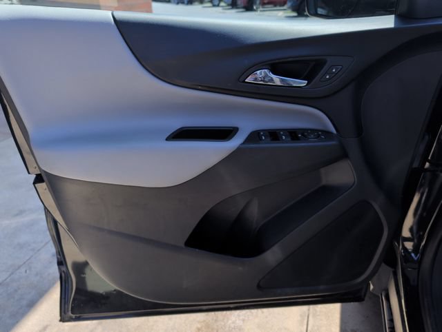 Used 2024 Chevrolet Equinox LS w/ Driver Confidence II Package FWD image 12