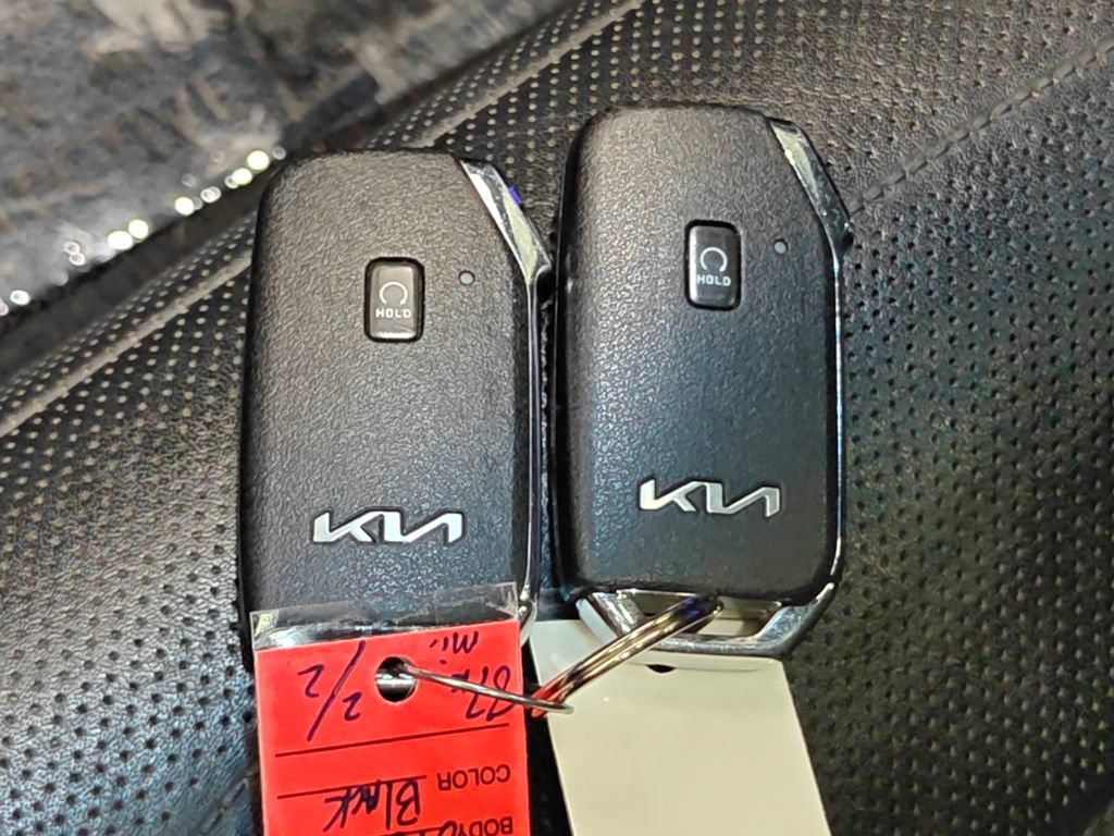 Used 2022 Kia Stinger GT2 RWD image 16