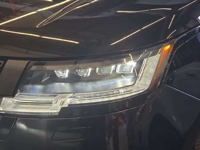 Certified 2023 Land Rover Range Rover First Edition AWD/4WD image 33