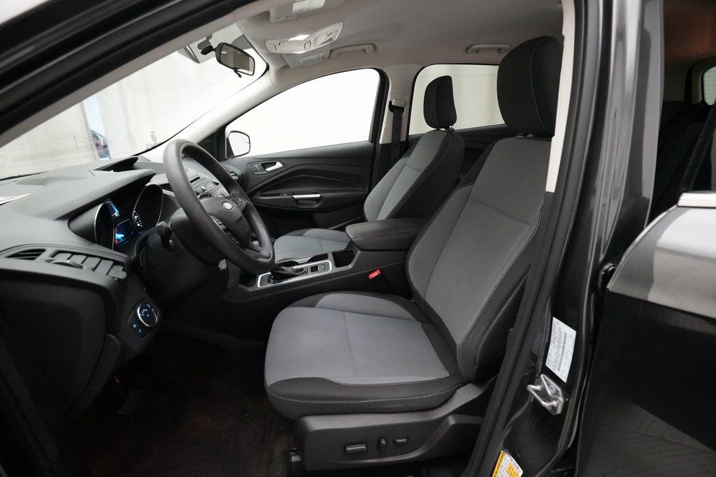 Used 2018 Ford Escape SE image 6