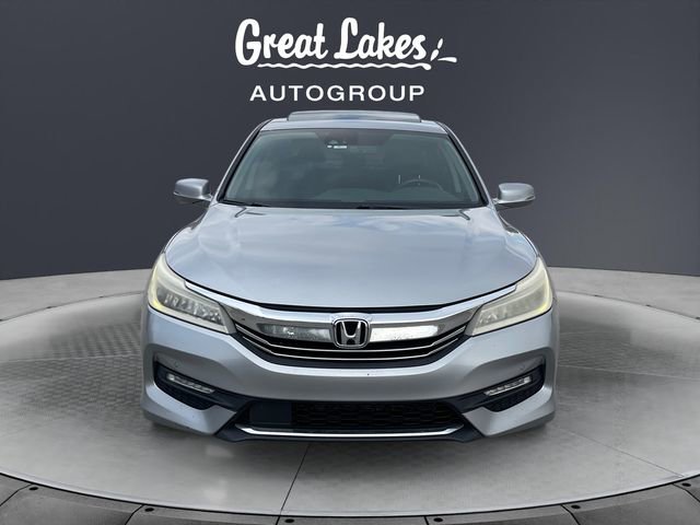 Used 2016 Honda Accord Touring image 8