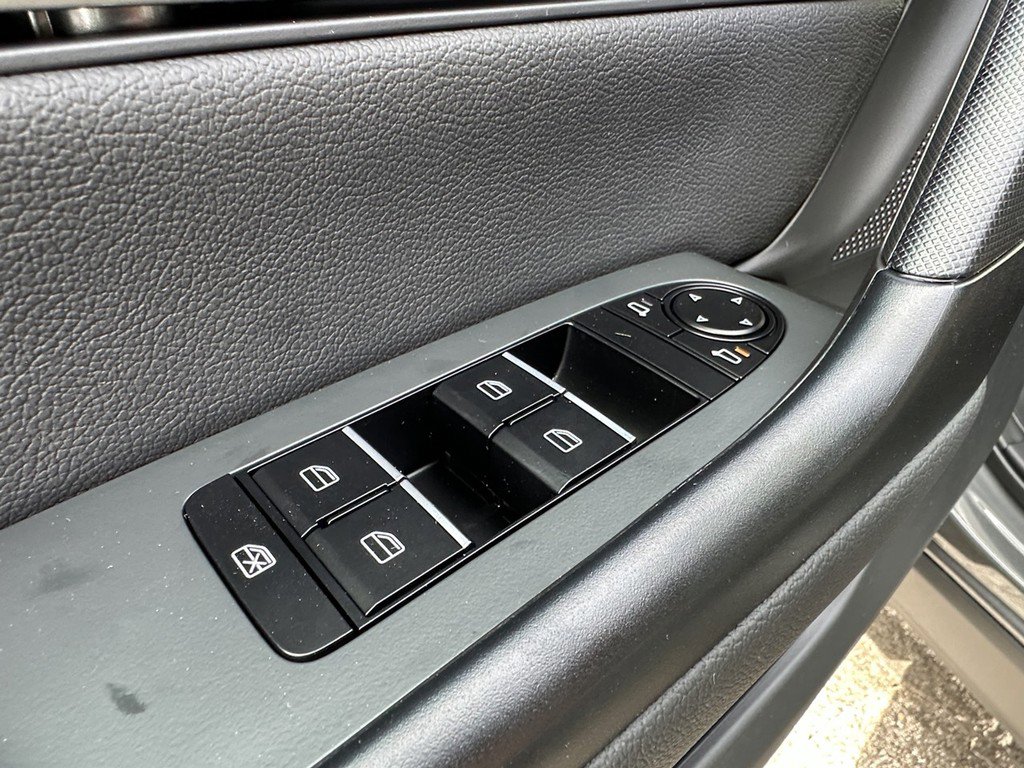 New 2026 MAZDA CX-50 AWD 2.5 Hybrid w/ Premium Pkg image 19