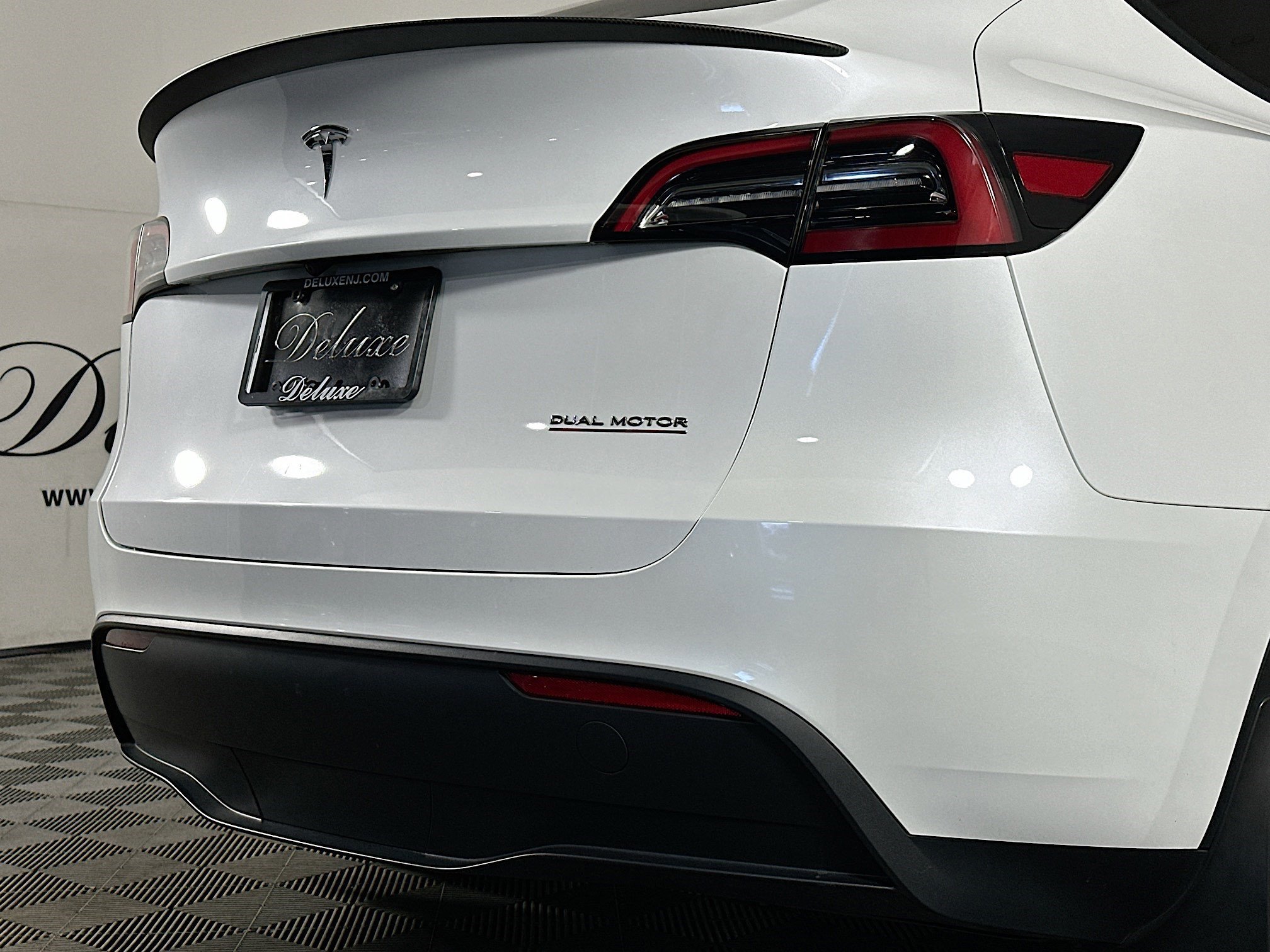 Used 2023 Tesla Model Y Performance image 25