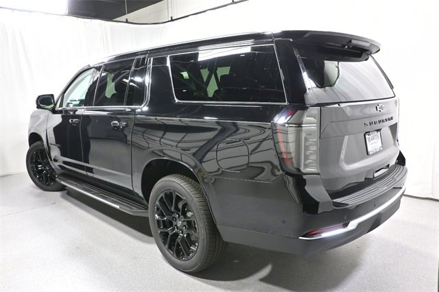 New 2026 Chevrolet Suburban LT w/ Comfort Package image 5