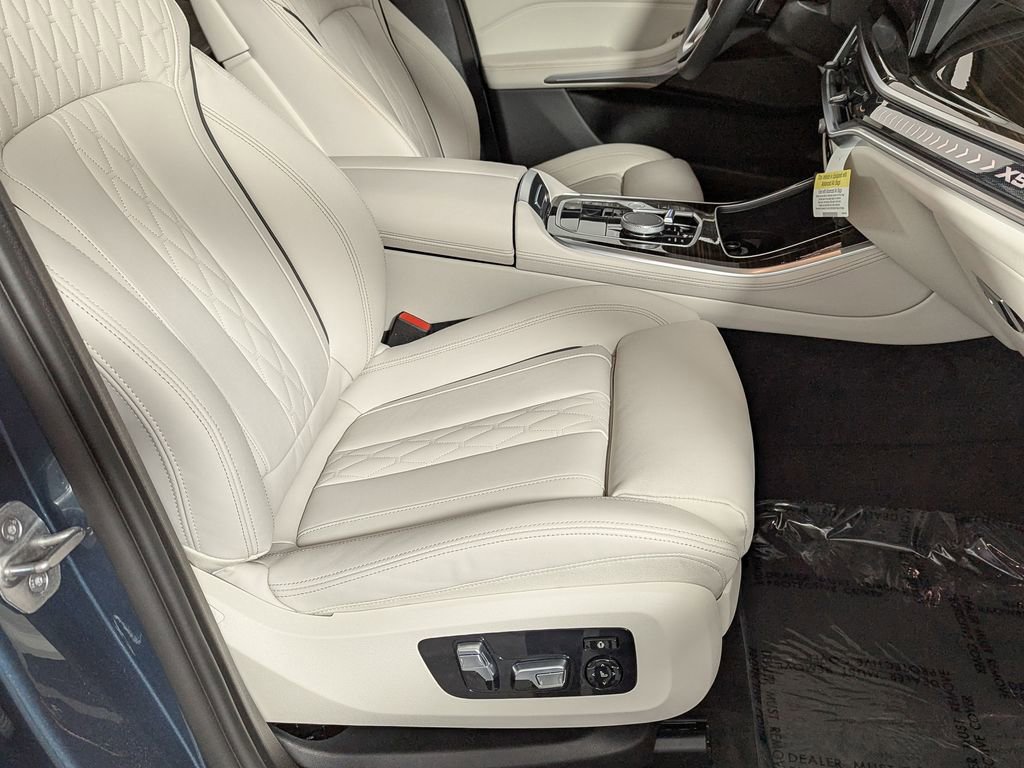 Certified 2024 BMW X5 xDrive40i w/ Premium Package AWD/4WD image 29