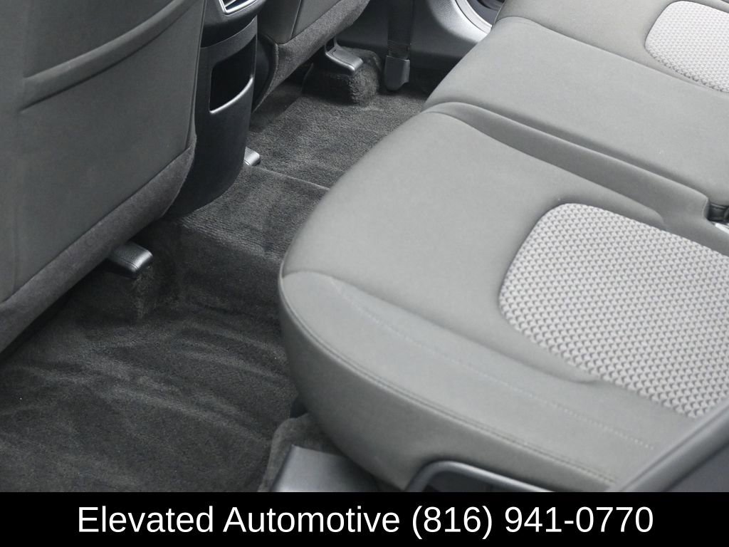 Used 2023 Kia Sportage LX image 12