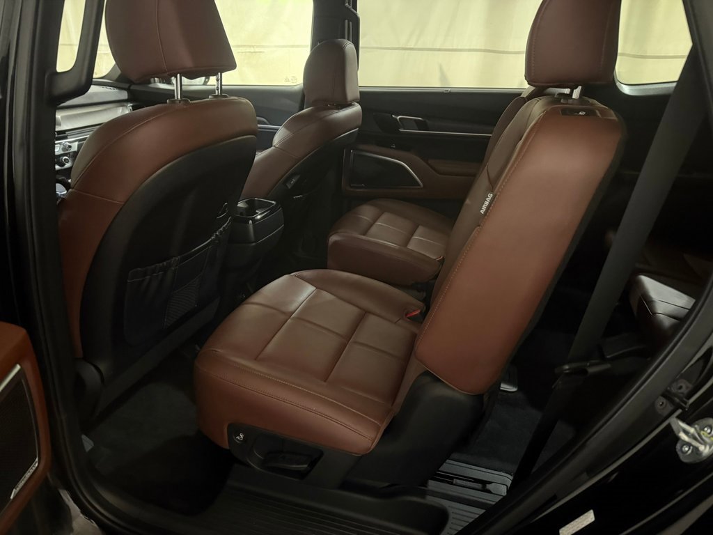 Used 2023 Kia Telluride SX image 24