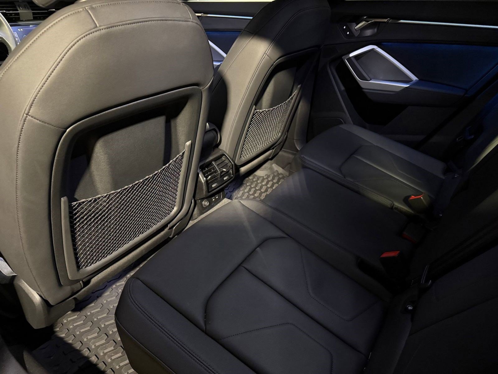 Used 2024 Audi Q3 2.0T Premium Plus w/ Premium Plus Package image 22