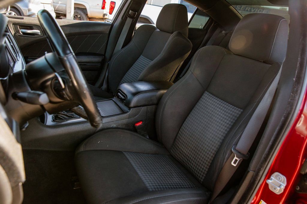 Used 2020 Dodge Charger R/T w/ Blacktop Package image 13