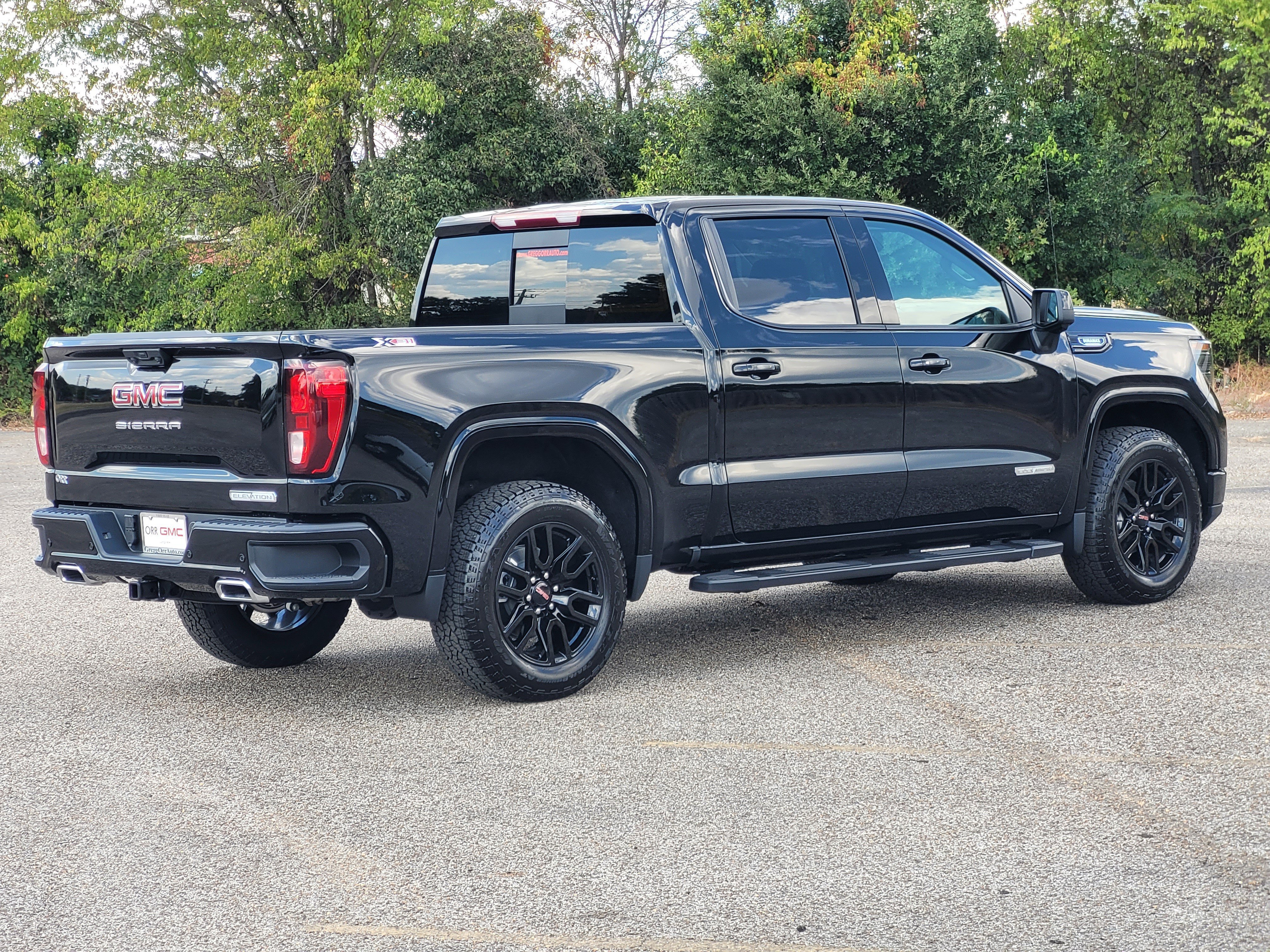 New 2026 GMC Sierra 1500 Elevation w/ Elevation Premium Package AWD/4WD image 4