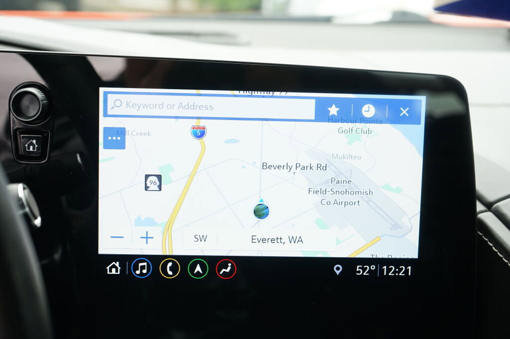 Used 2020 Chevrolet Corvette Stingray Premium Cpe w/ 3LT Preferred Equipment Group image 31