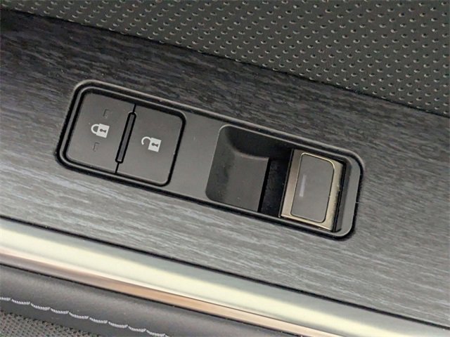 Used 2024 Lexus GX 550 image 34