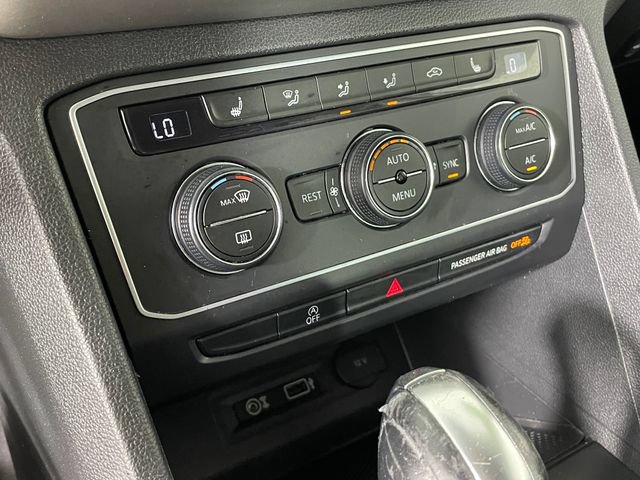 Used 2019 Volkswagen Atlas SE w/ Towing Package AWD/4WD image 9