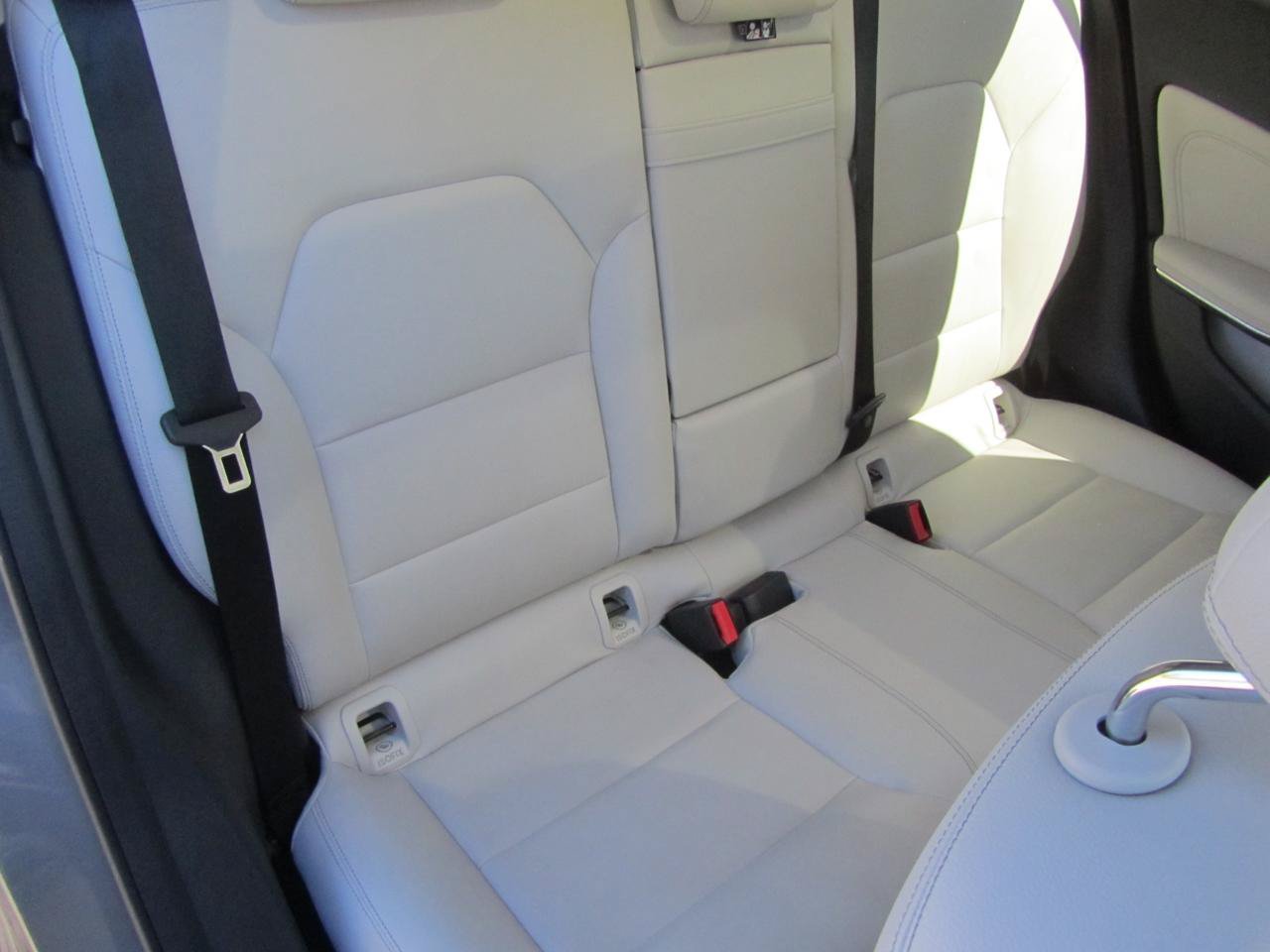 Used 2016 Mercedes-Benz GLA 250 4MATIC image 23