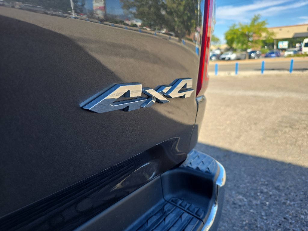 Used 2021 RAM 1500 Big Horn image 12
