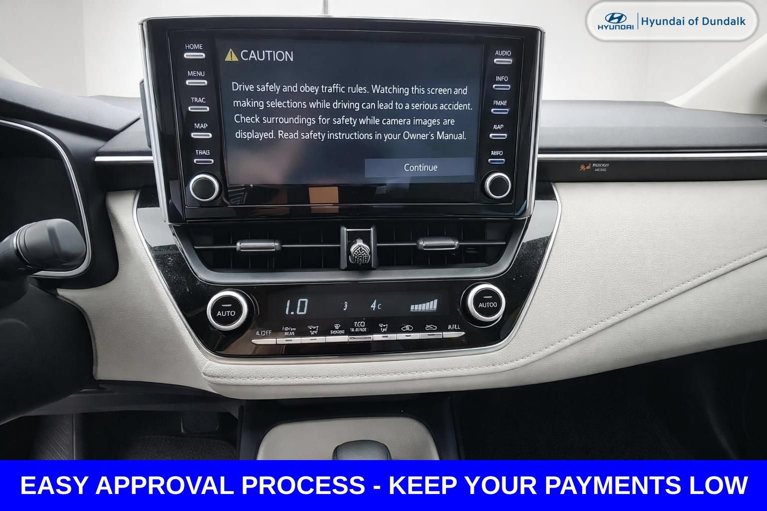 Used 2020 Toyota Corolla LE FWD image 12