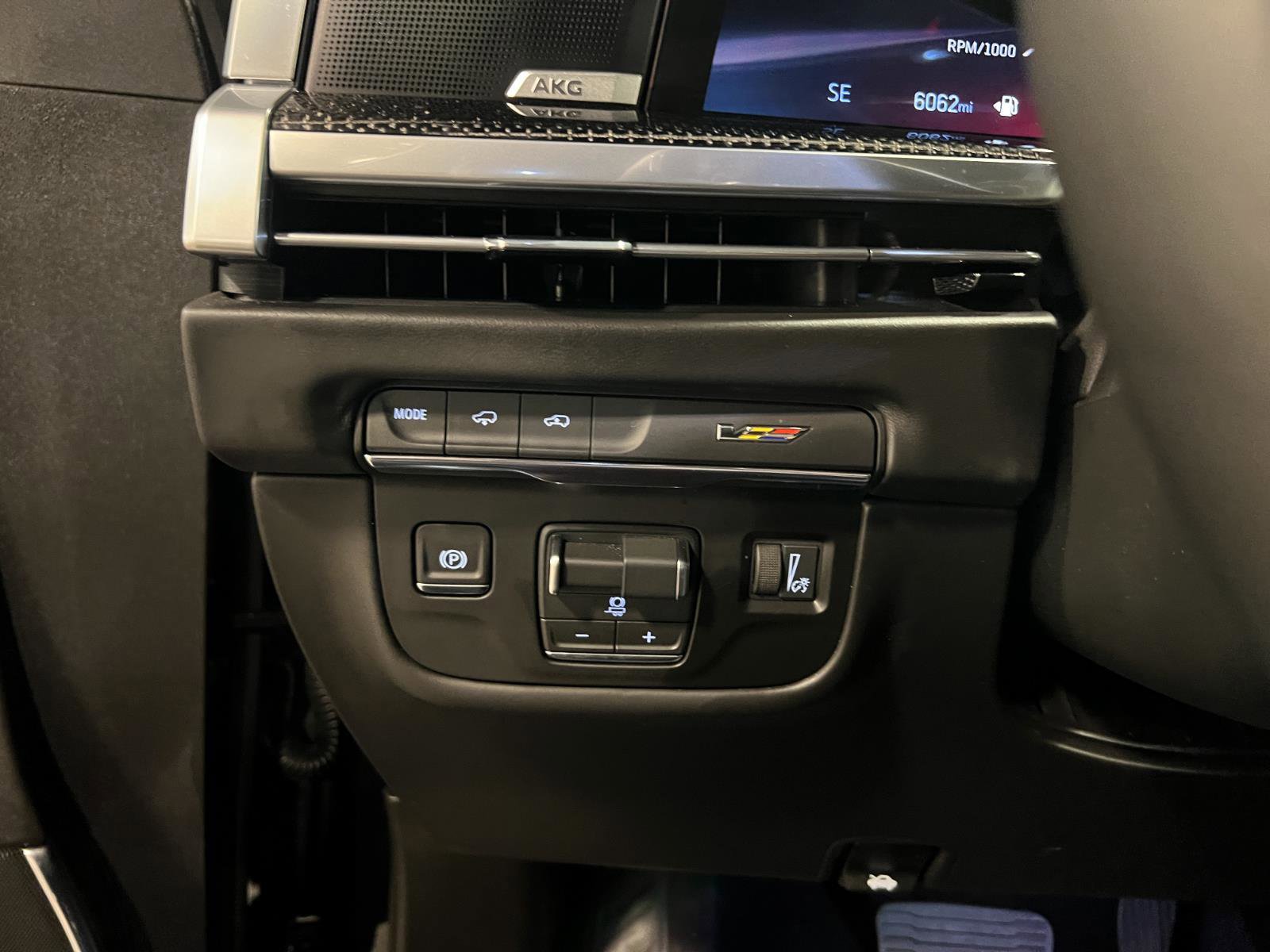 Used 2026 Cadillac Escalade V image 15