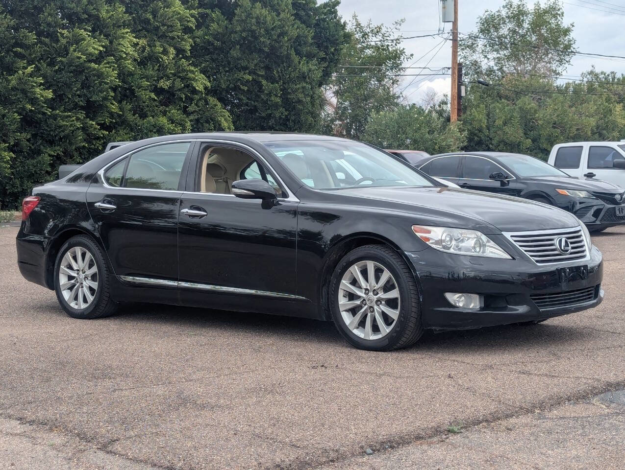 Used 2012 Lexus LS 460 w/ Luxury Value Edition video 1