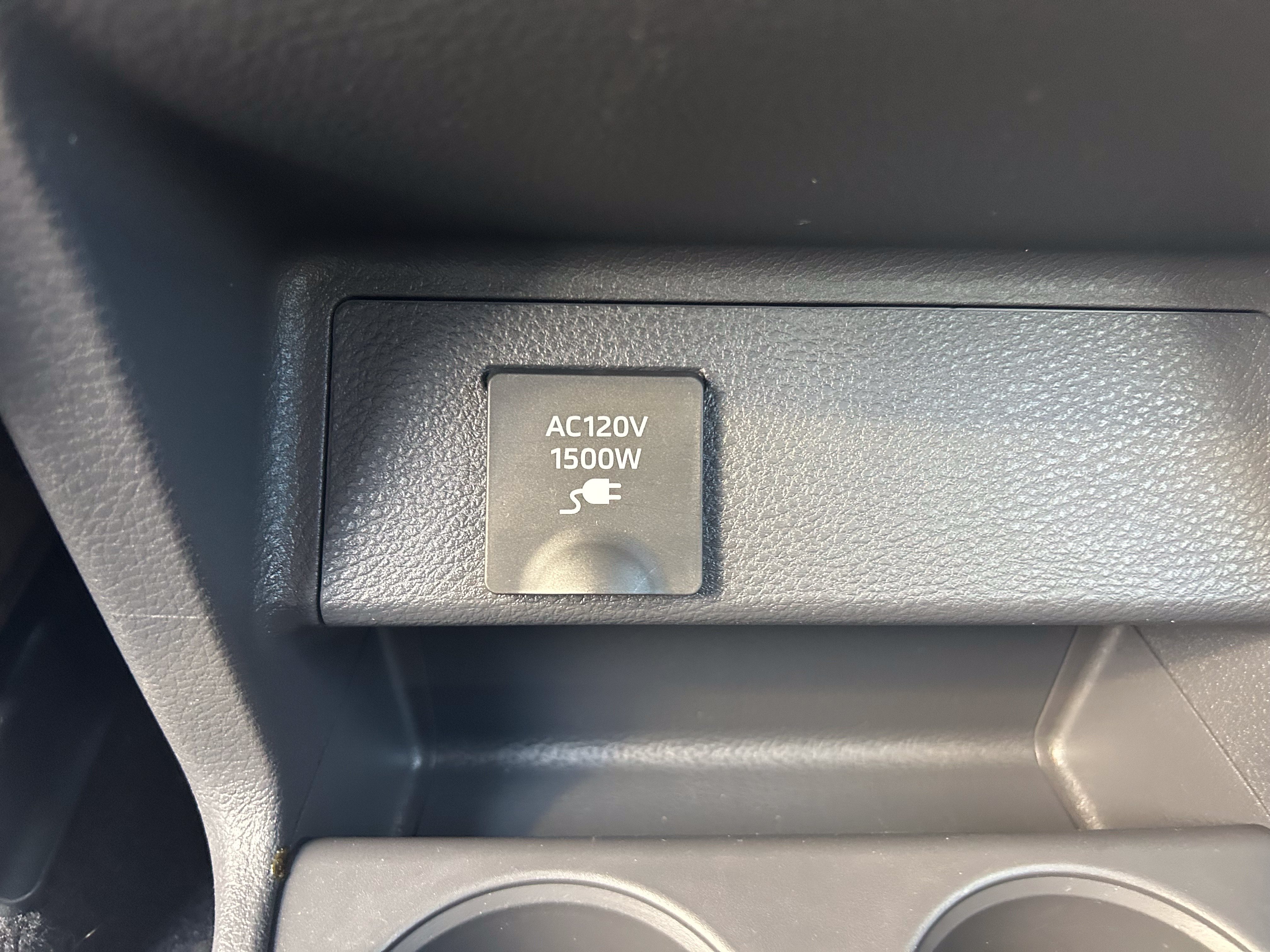Certified 2022 Toyota Sienna XSE w/ XSE Plus Package FWD image 20