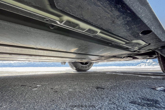 Used 2024 Tesla Cybertruck AWD Crew Cab image 38