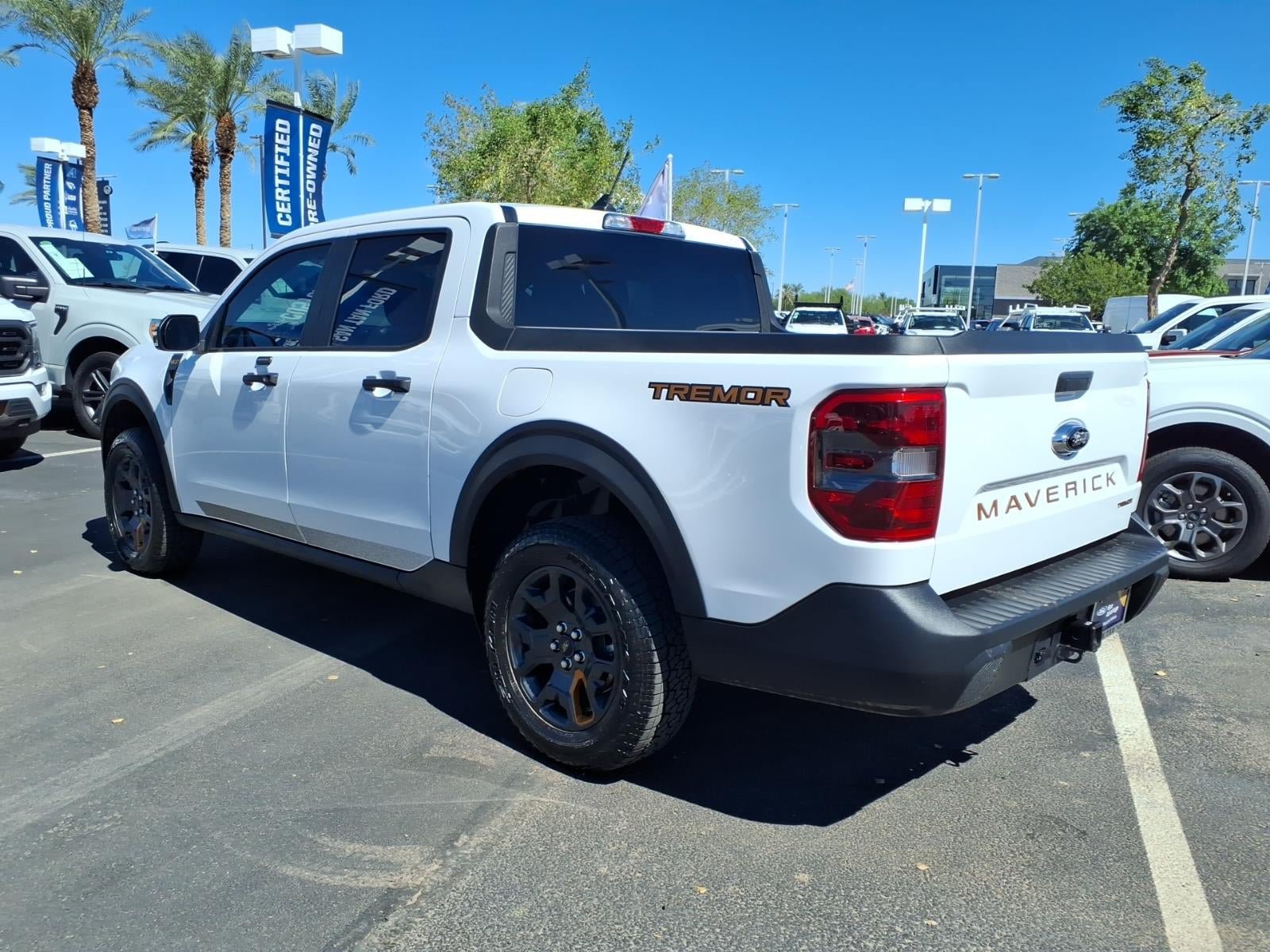 Certified 2024 Ford Maverick Tremor w/ Tremor Off-Road Package AWD/4WD image 6