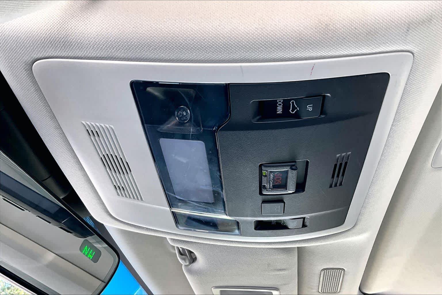 Used 2019 Lexus ES 350 w/ Premium Package FWD image 32