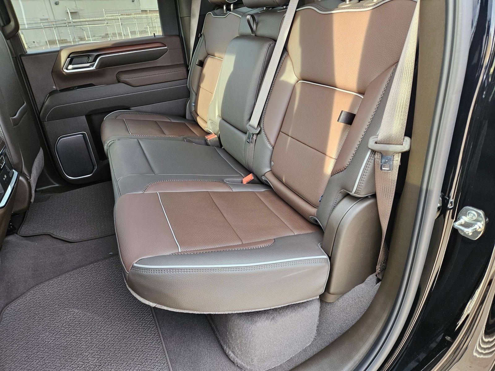 New 2026 GMC Sierra 2500 Denali w/ Denali Reserve Package AWD/4WD image 28