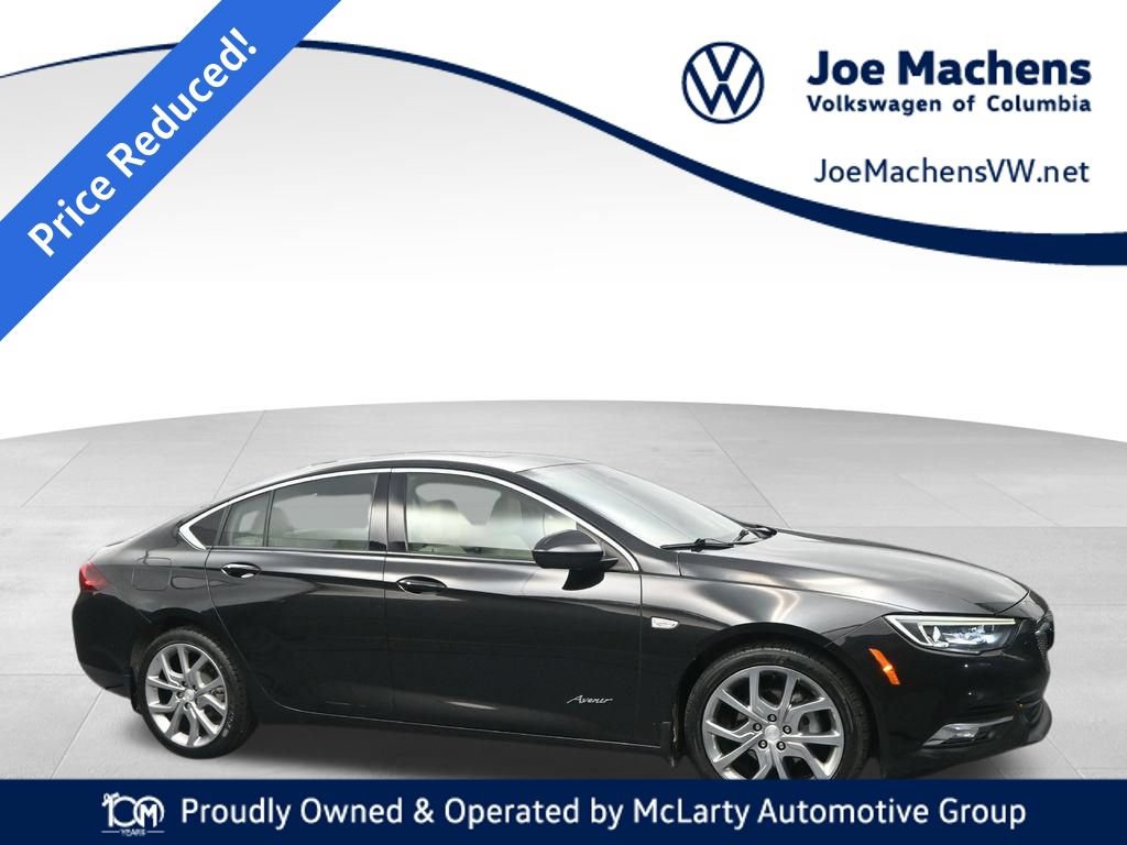 Used 2019 Buick Regal Avenir w/ Driver Confidence Package II FWD image 1