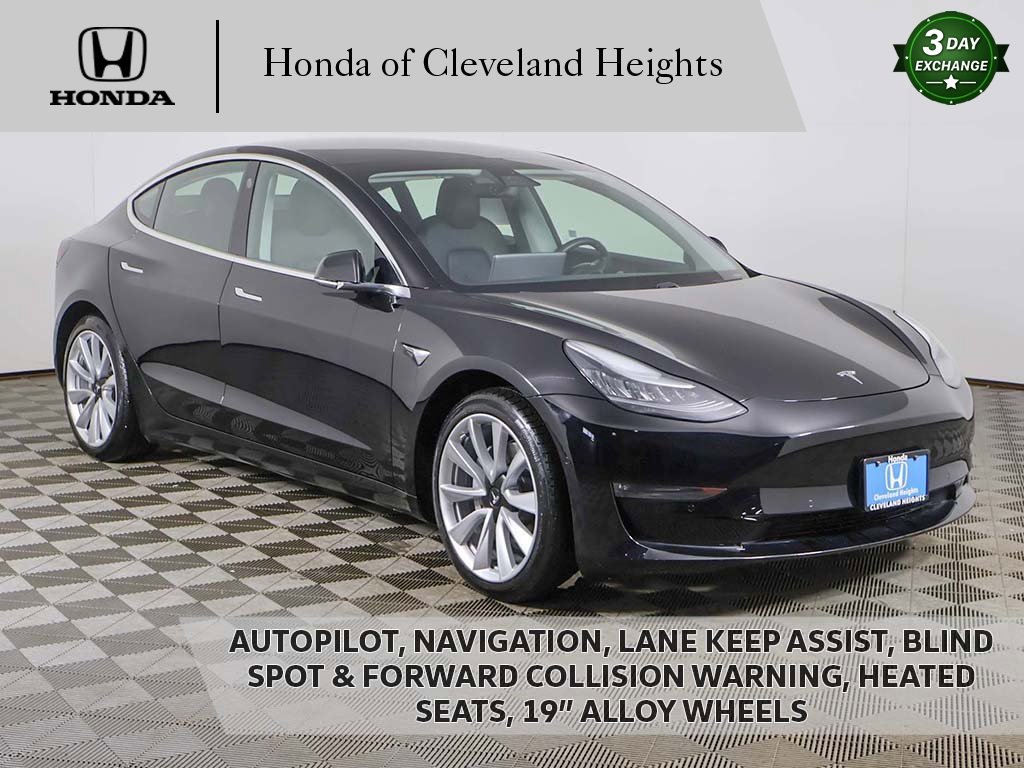 Used 2020 Tesla Model 3 Long Range image 1