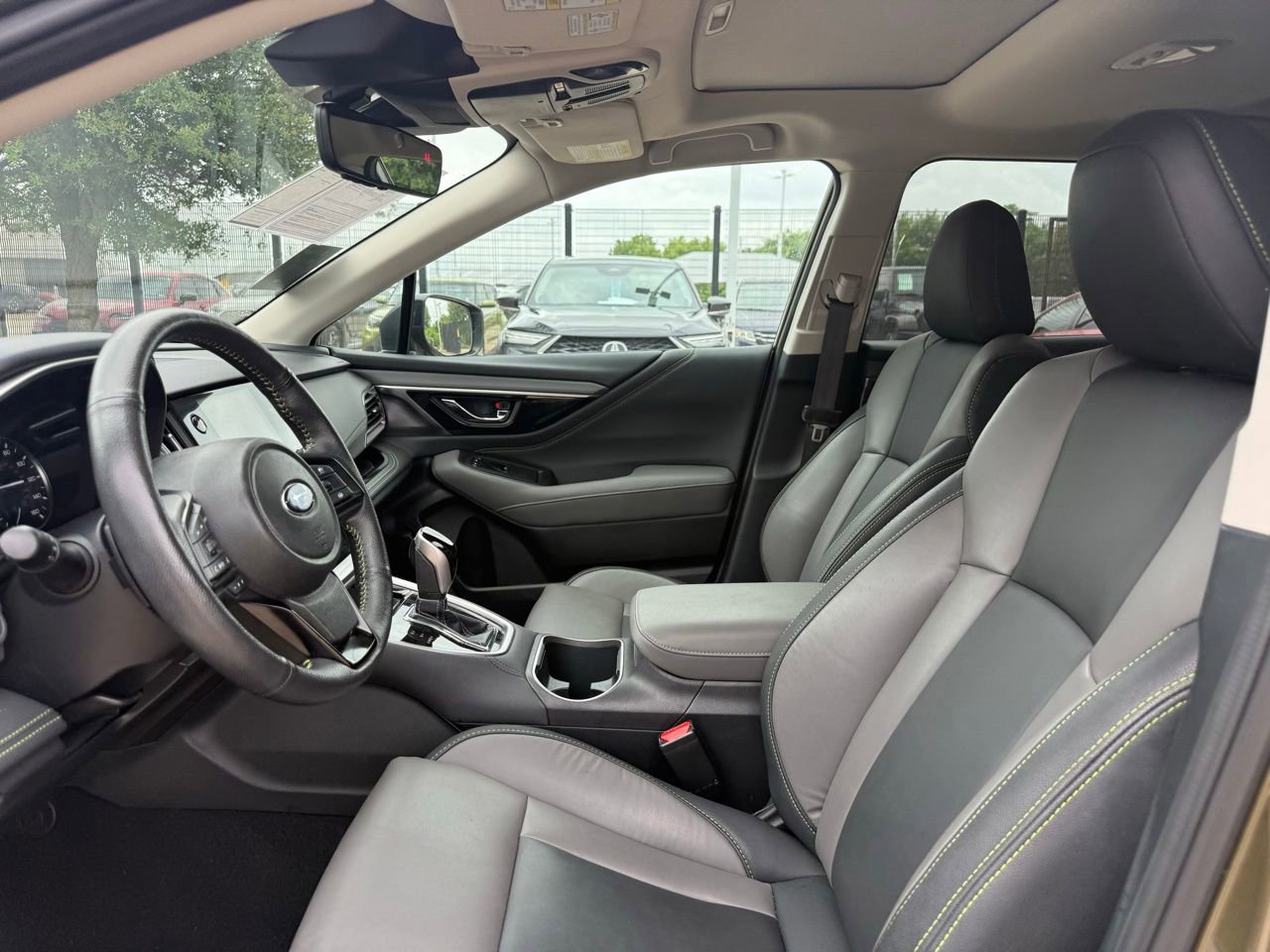 Used 2025 Subaru Outback Onyx Edition AWD/4WD image 10