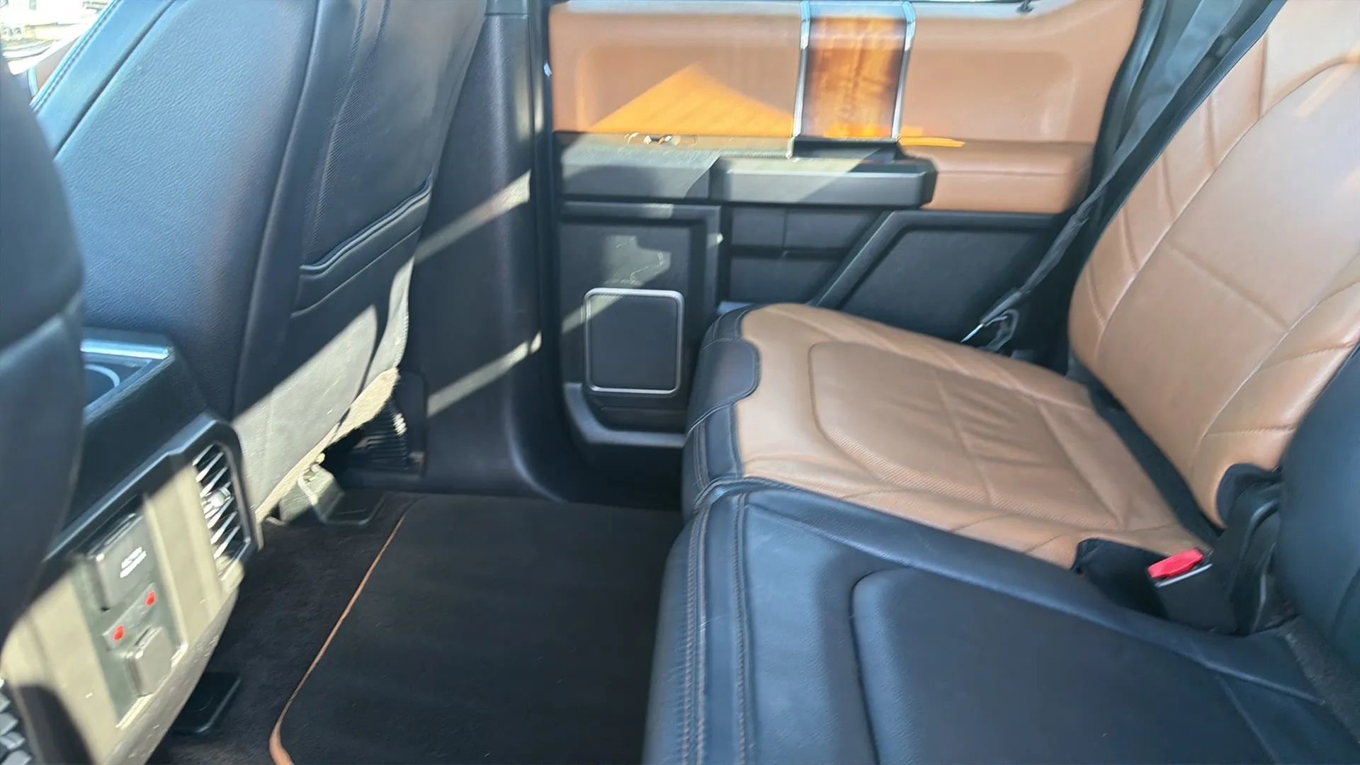 Used 2016 Ford F150 Limited w/ Trailer Tow Package image 44