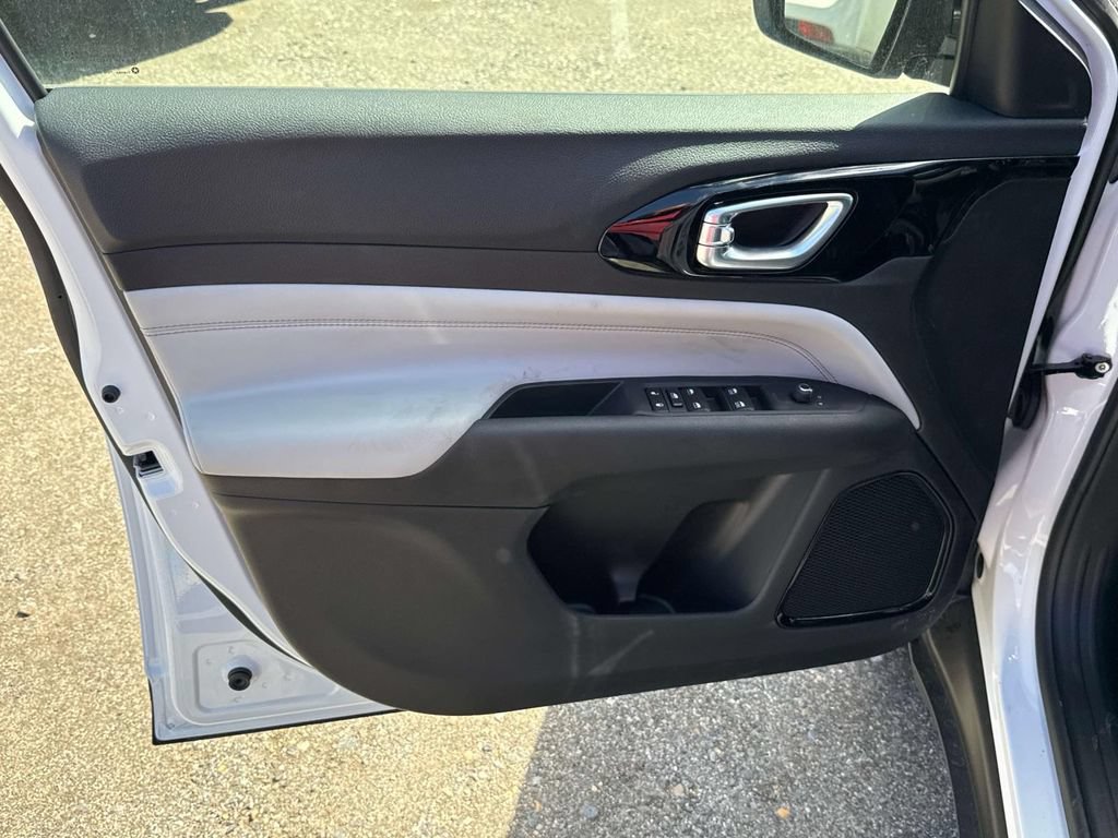 New 2026 Jeep Compass Limited AWD/4WD image 14