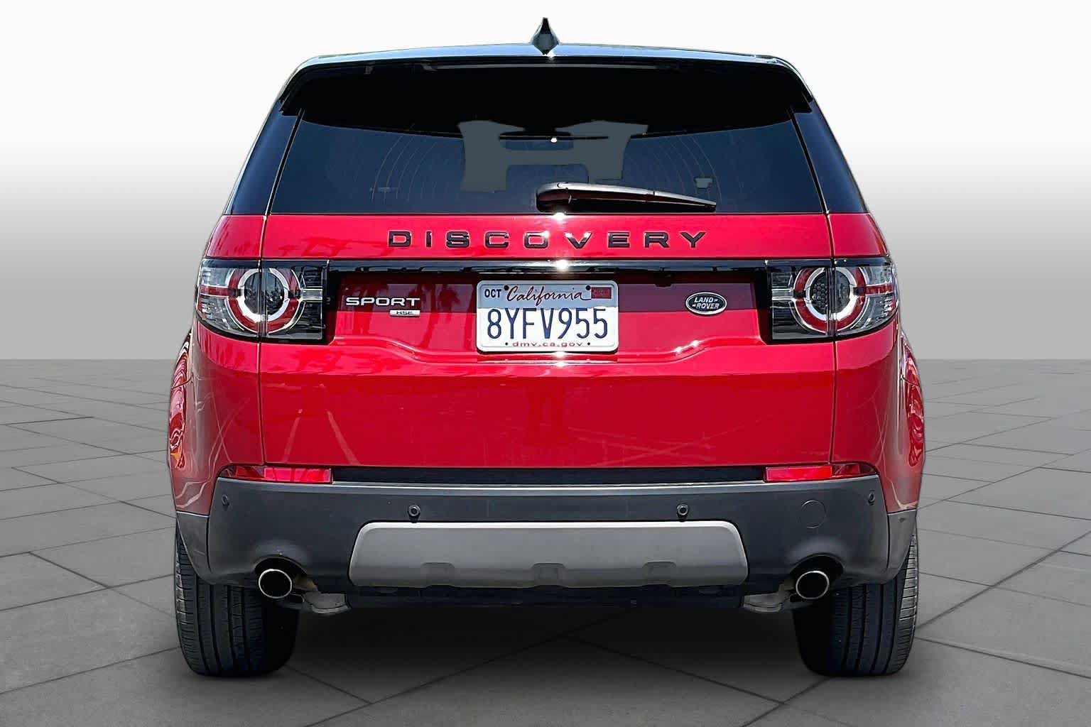 Used 2017 Land Rover Discovery Sport HSE AWD/4WD image 4
