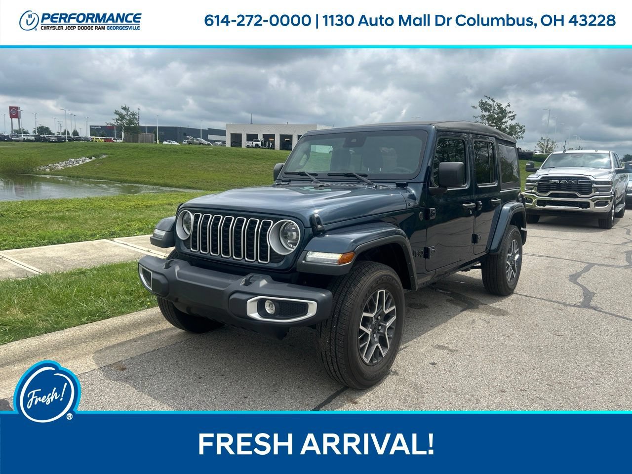 Used 2025 Jeep Wrangler Unlimited Sahara AWD/4WD image 8