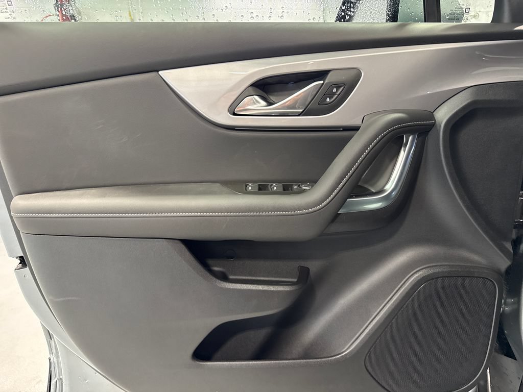 New 2026 Chevrolet Blazer LT FWD image 27