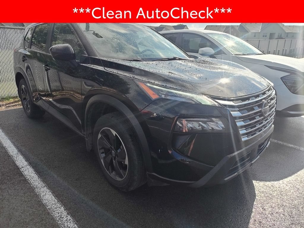 Used 2024 Nissan Rogue SV AWD/4WD image 3