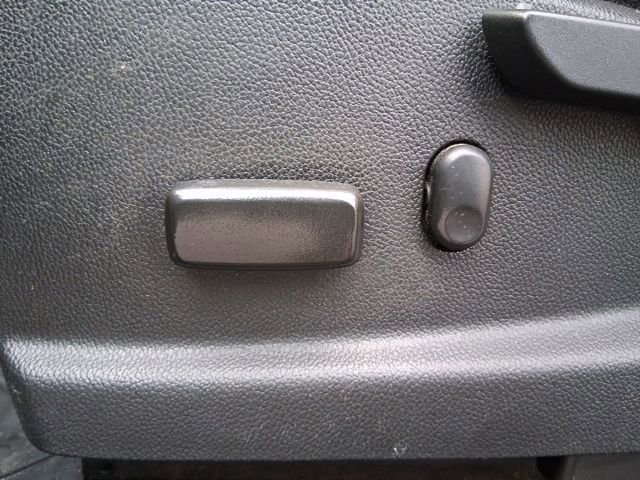 Used 2018 GMC Canyon SLT w/ Trailering Package image 12