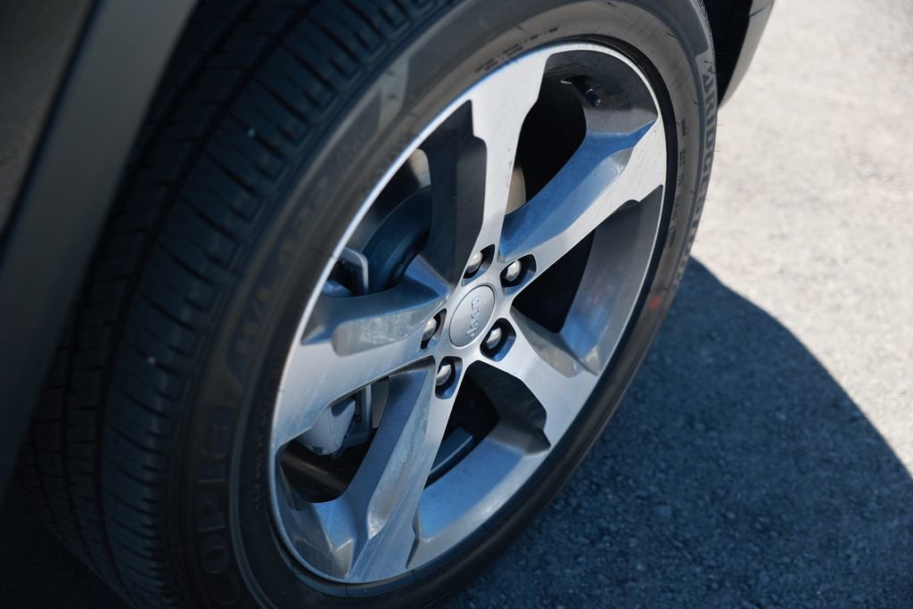 New 2026 Jeep Grand Cherokee Limited image 9