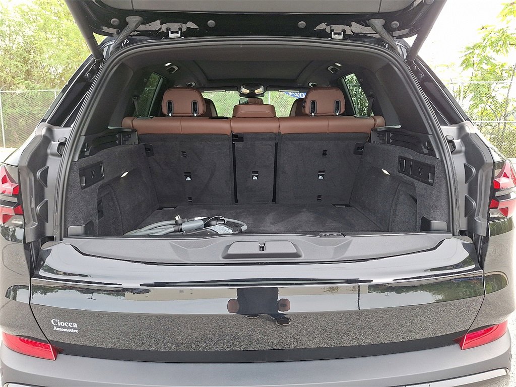 Certified 2024 BMW X5 xDrive50e w/ Premium Package image 30