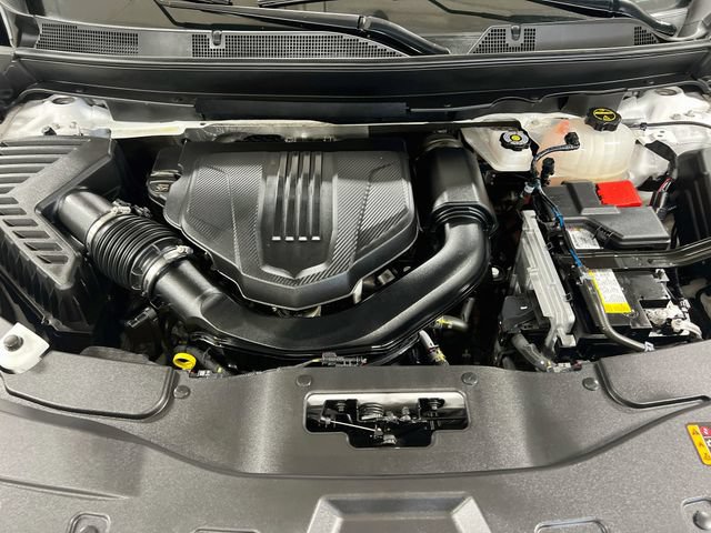 Used 2025 GMC Acadia AT4 w/ Luxury Package AWD/4WD image 35